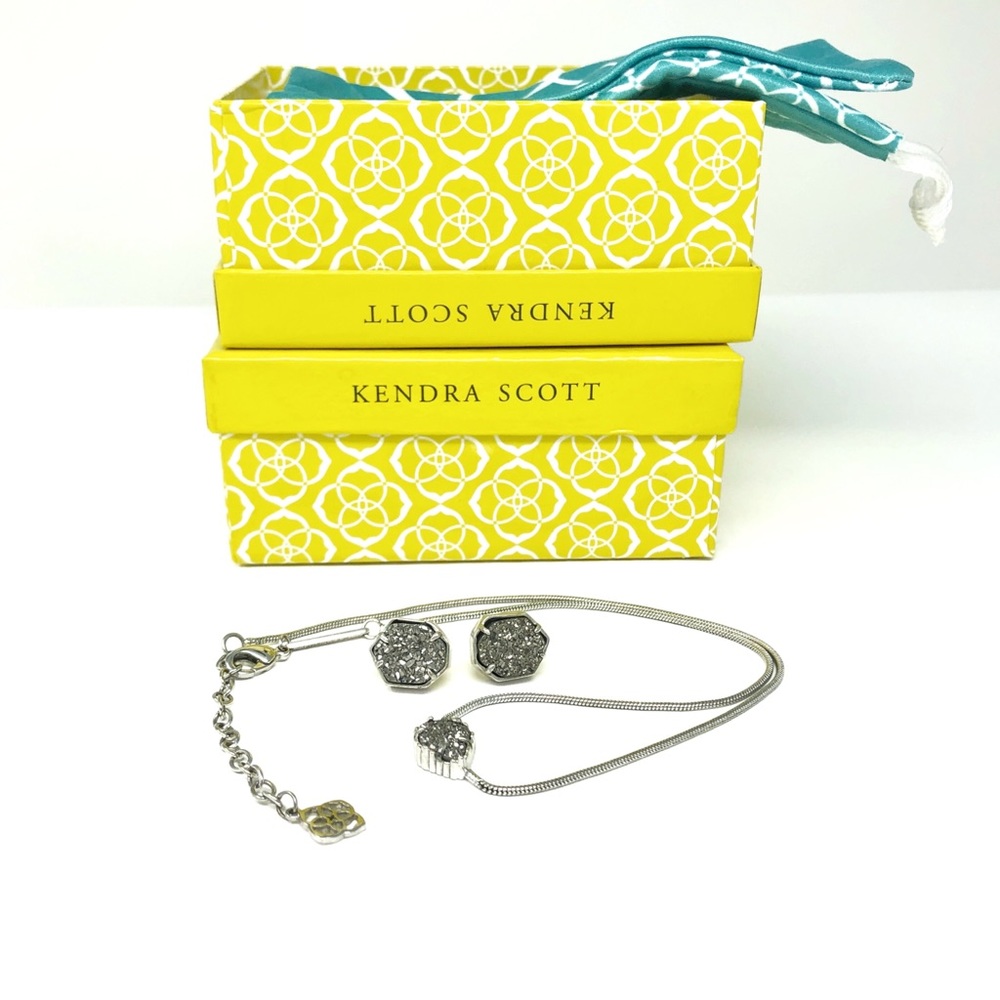 Kendra Scott Grey Stone Set